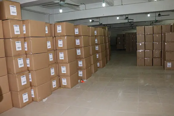 Final carton packing for export shipment by sweater manufacturer